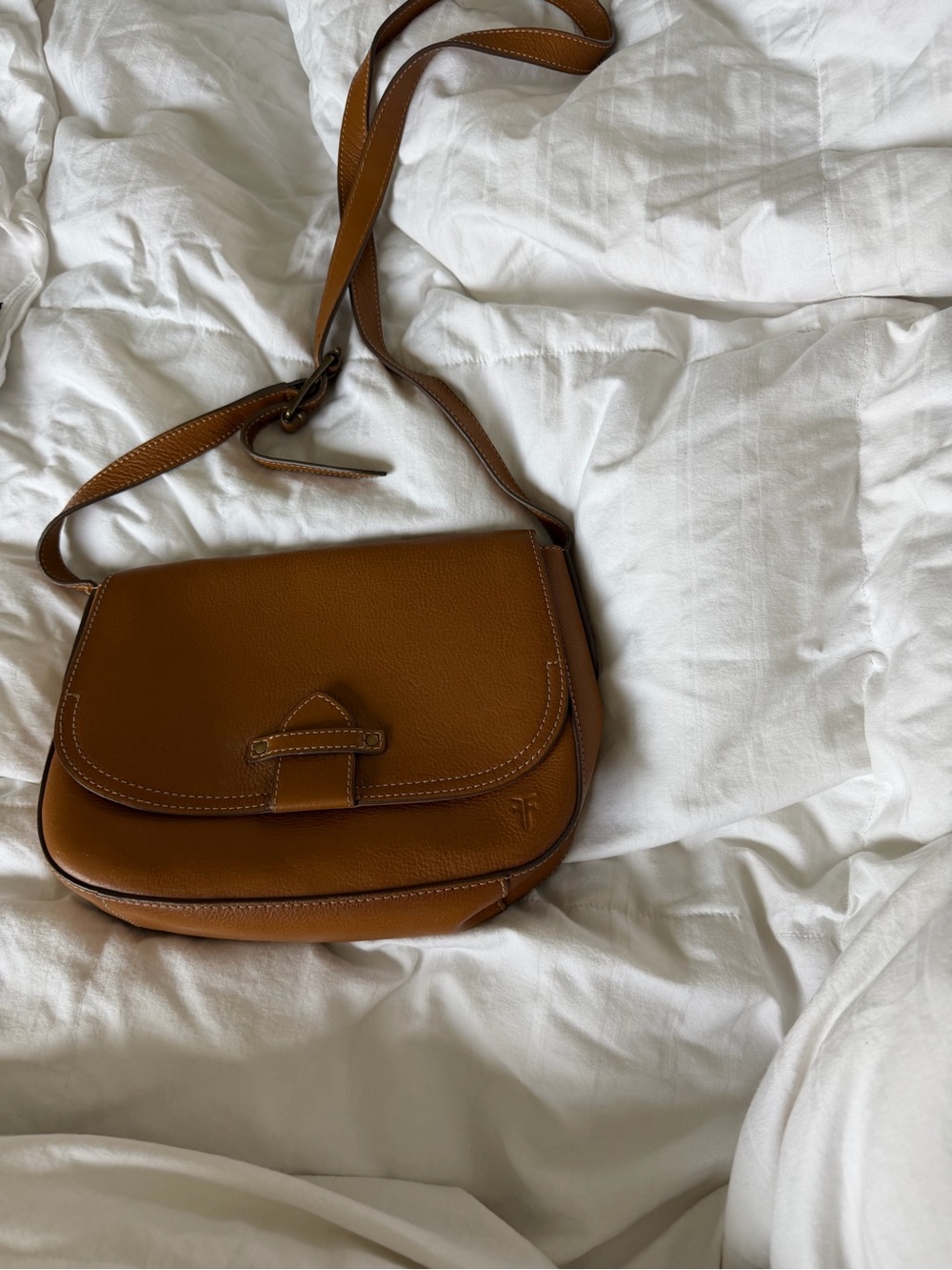Frye Saddle Crossbody in Cognac Brown